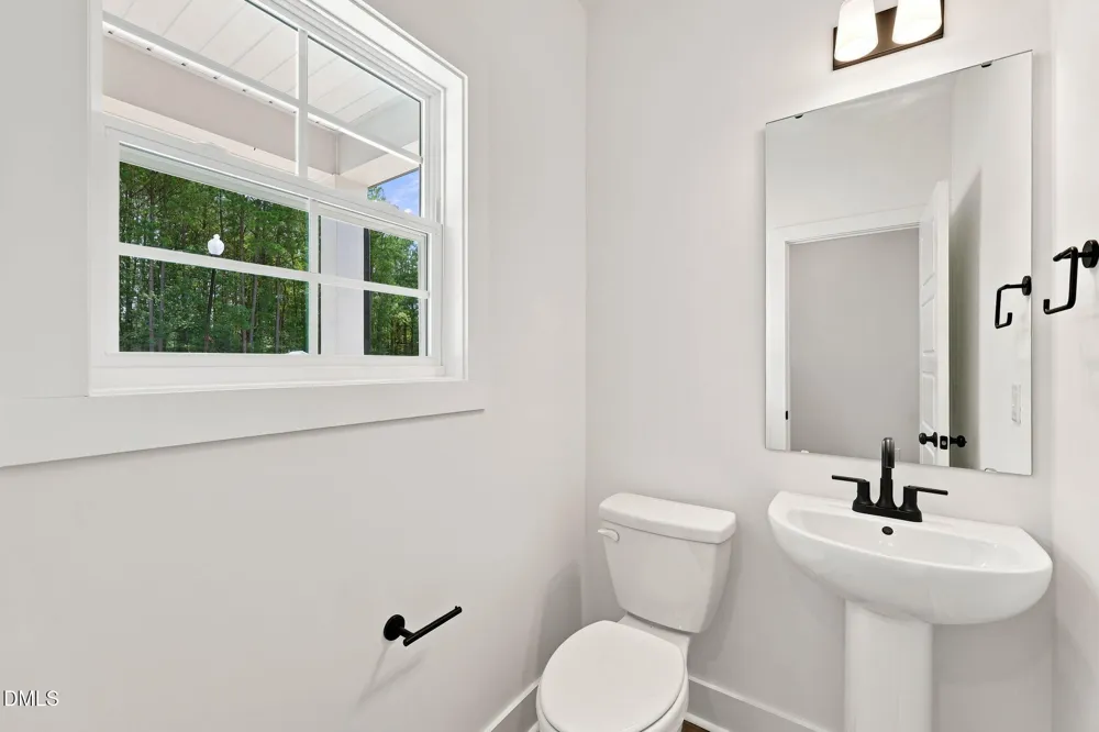 16 Loganberry Avenue Bunnlevel, NC 28323
