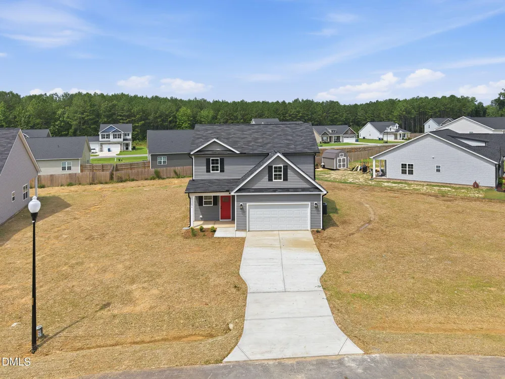 16 Loganberry Avenue Bunnlevel, NC 28323