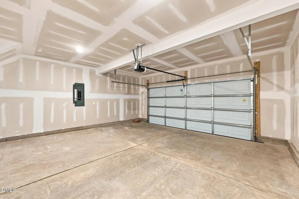 16 Loganberry Avenue Bunnlevel, NC 28323