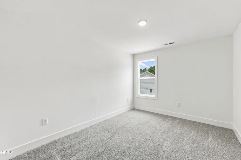 16 Loganberry Avenue Bunnlevel, NC 28323