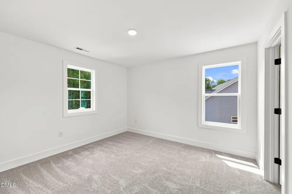 16 Loganberry Avenue Bunnlevel, NC 28323