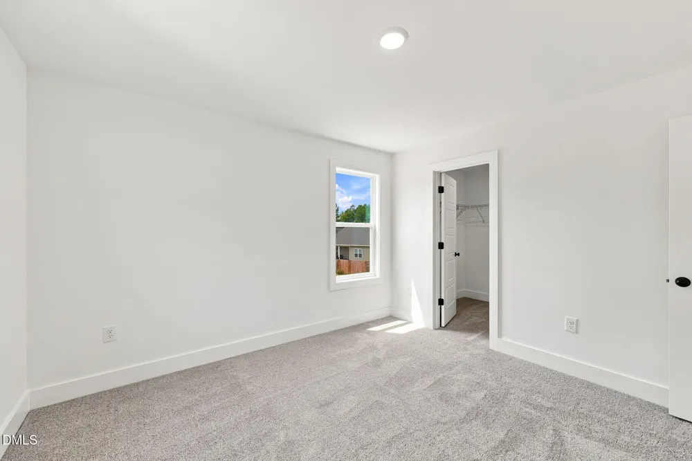 16 Loganberry Avenue Bunnlevel, NC 28323