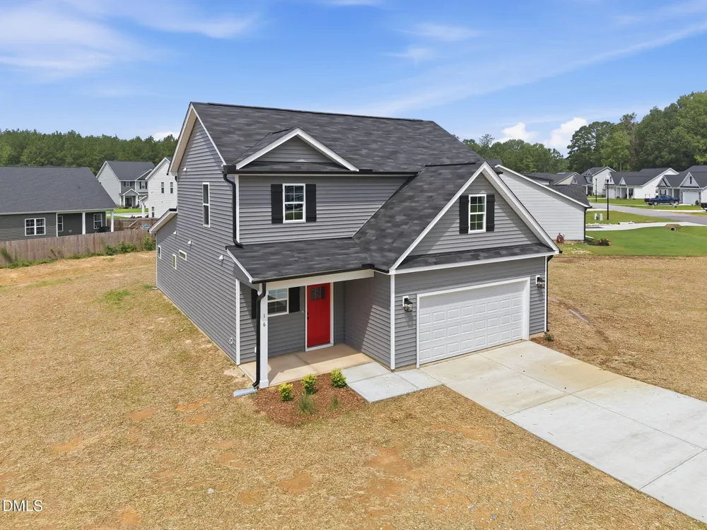 16 Loganberry Avenue Bunnlevel, NC 28323