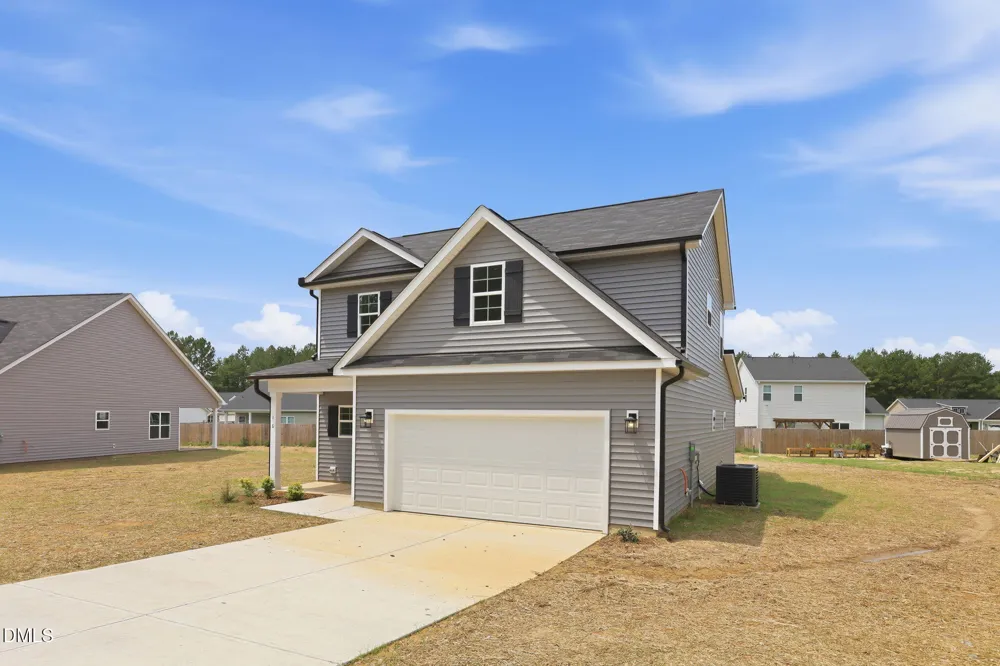 16 Loganberry Avenue Bunnlevel, NC 28323