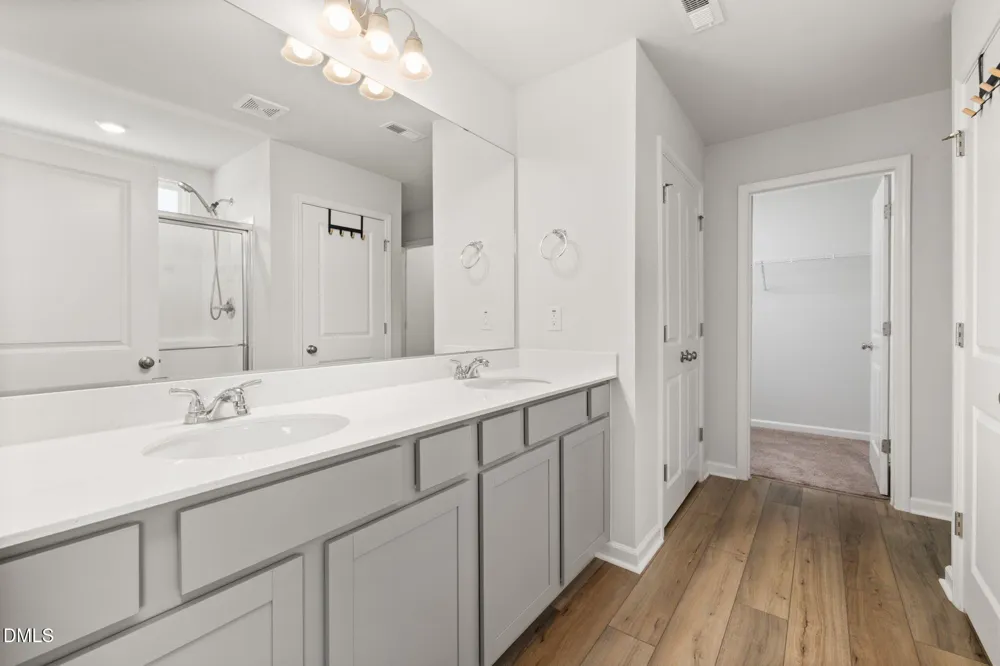 40 Spotted Bee Way Youngsville, NC 27596