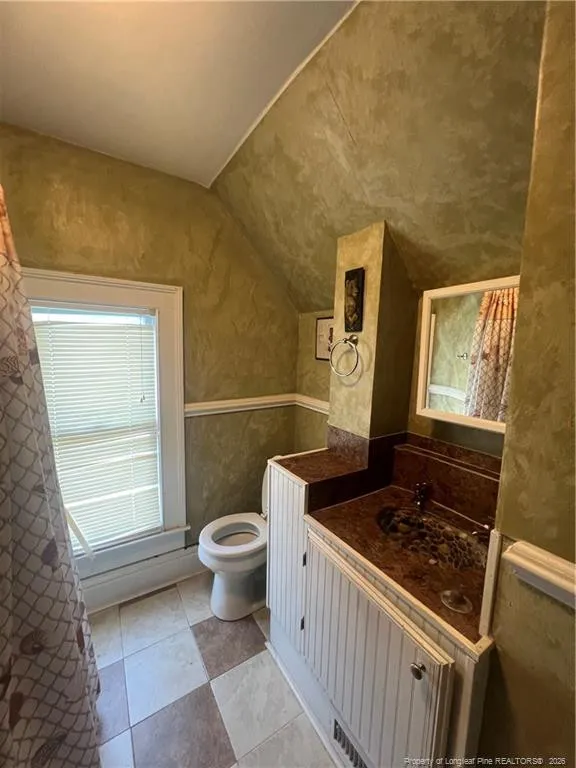 307 E Mitchell Street E Fairmont, NC 28340