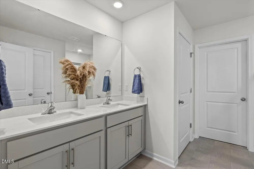 97 Long Meadow Lane Fuquay Varina, NC 27526