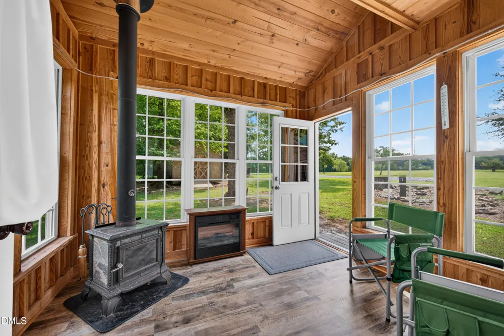 935 Vernie Phillips Road Bear Creek, NC 27207