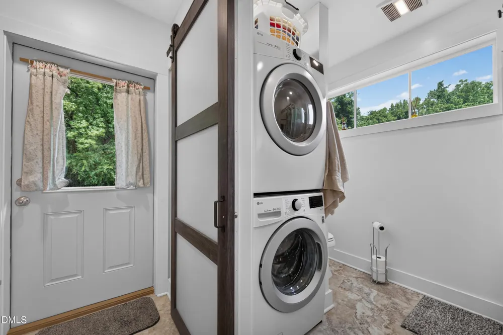 935 Vernie Phillips Road Bear Creek, NC 27207