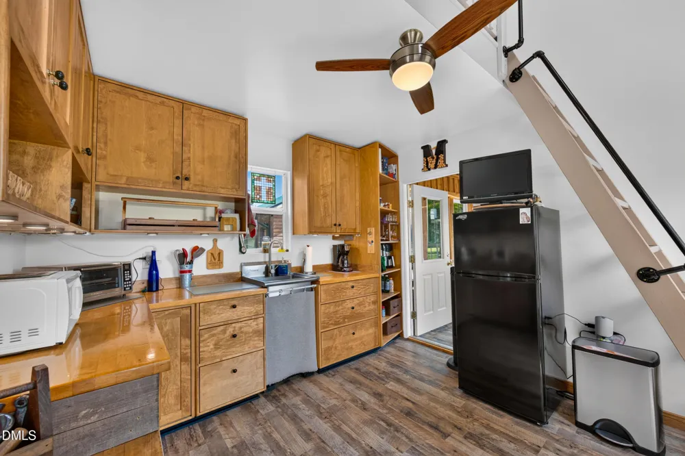 935 Vernie Phillips Road Bear Creek, NC 27207