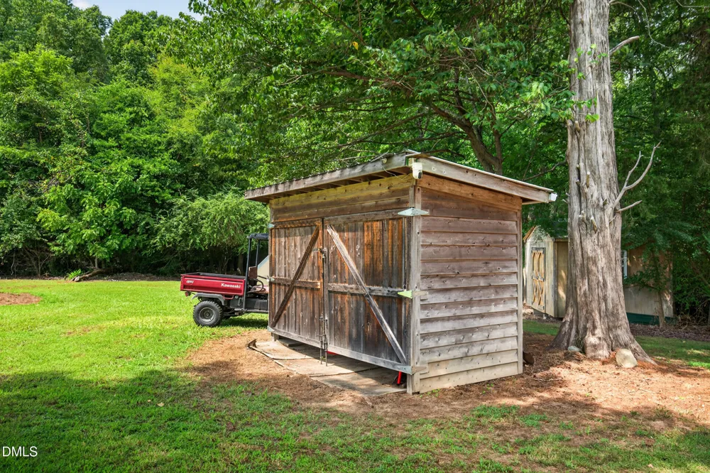 935 Vernie Phillips Road Bear Creek, NC 27207