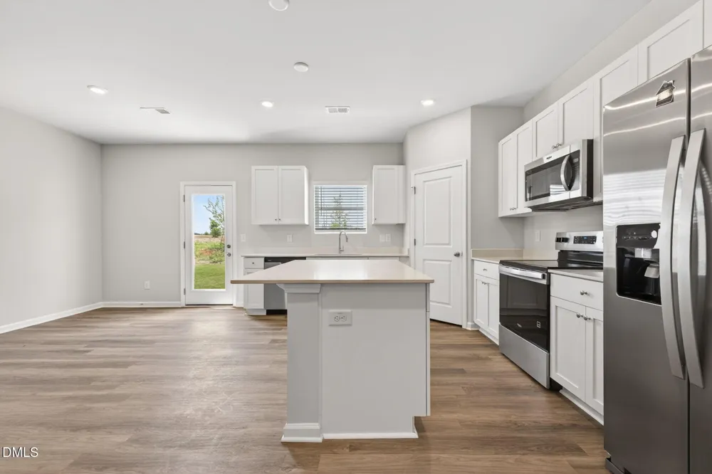 3318 Bailey Lk Drive Fuquay Varina, NC 27526