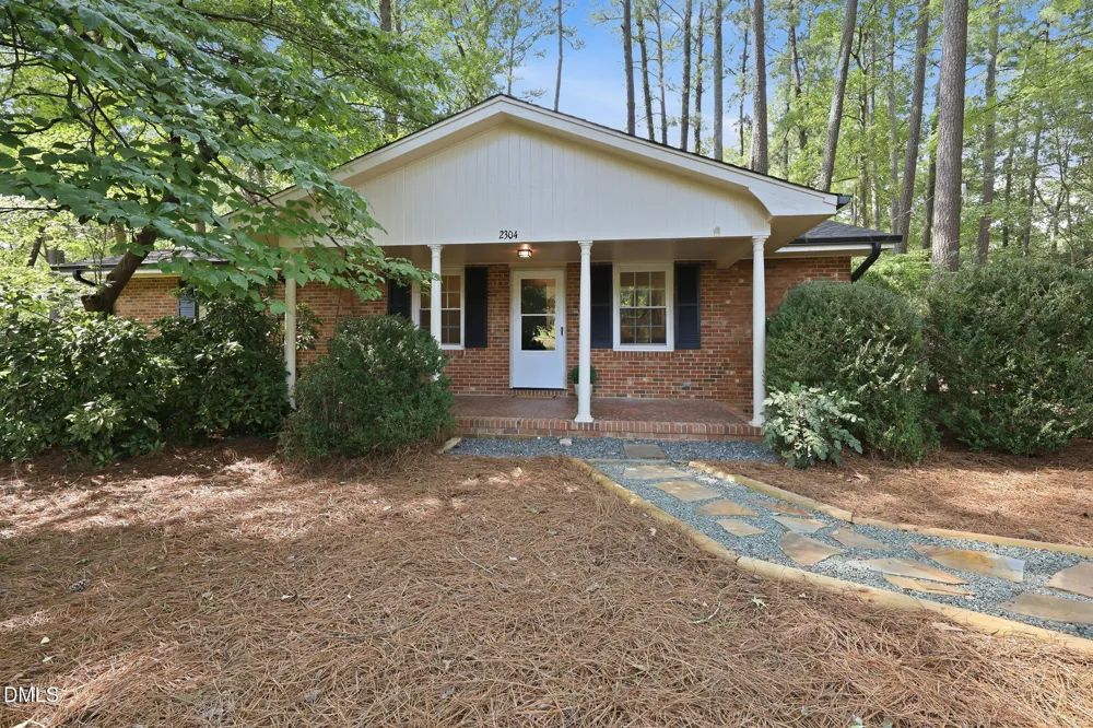 2304 Nelson Highway Chapel Hill, NC 27517