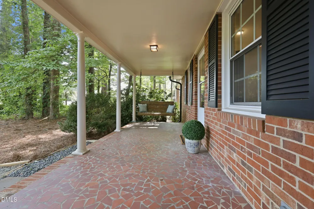 2304 Nelson Highway Chapel Hill, NC 27517