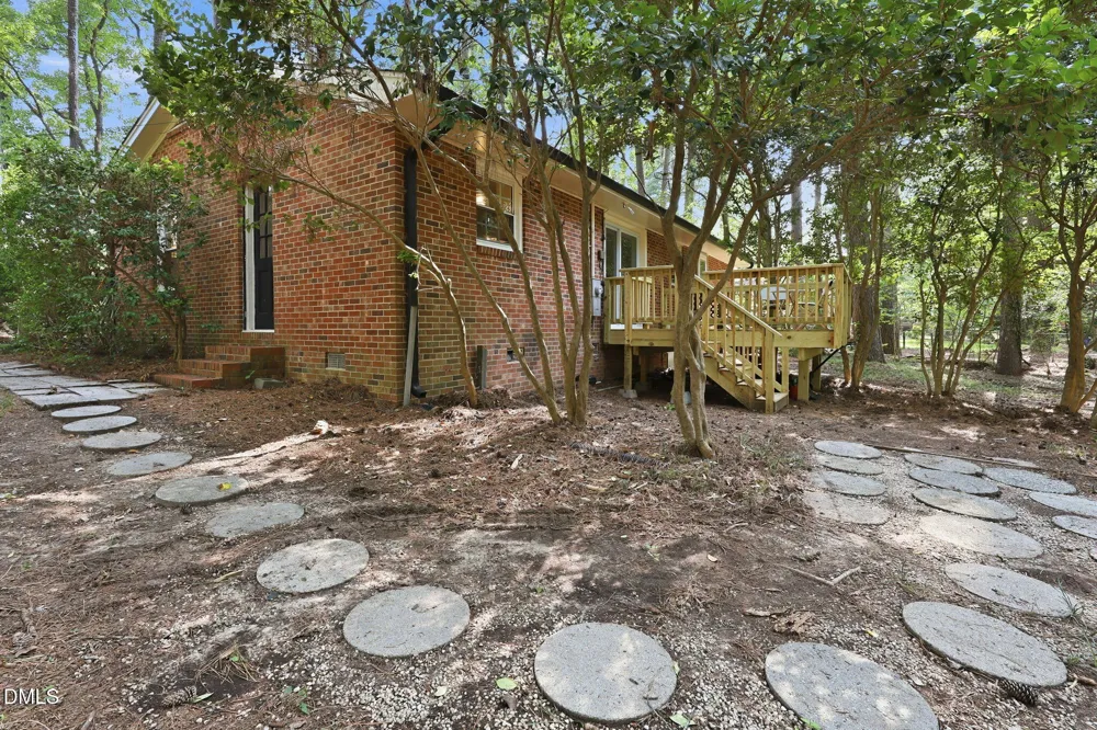 2304 Nelson Highway Chapel Hill, NC 27517