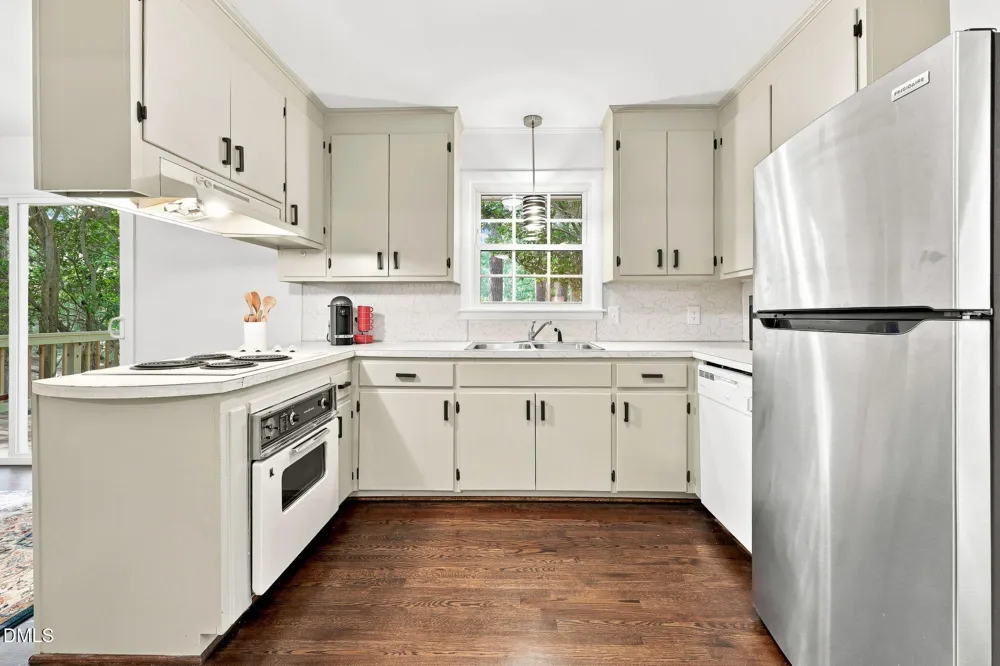 2304 Nelson Highway Chapel Hill, NC 27517