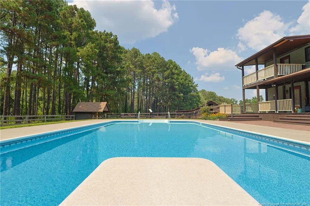 641 Sunridge Drive Cameron, NC 28326