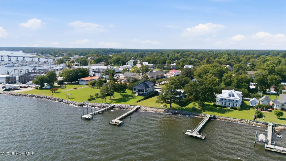 400 South Avenue Oriental, NC 28571