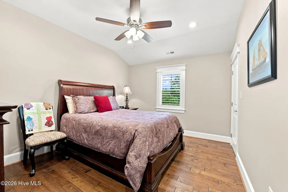 400 South Avenue Oriental, NC 28571