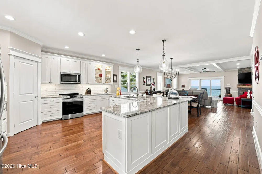 400 South Avenue Oriental, NC 28571