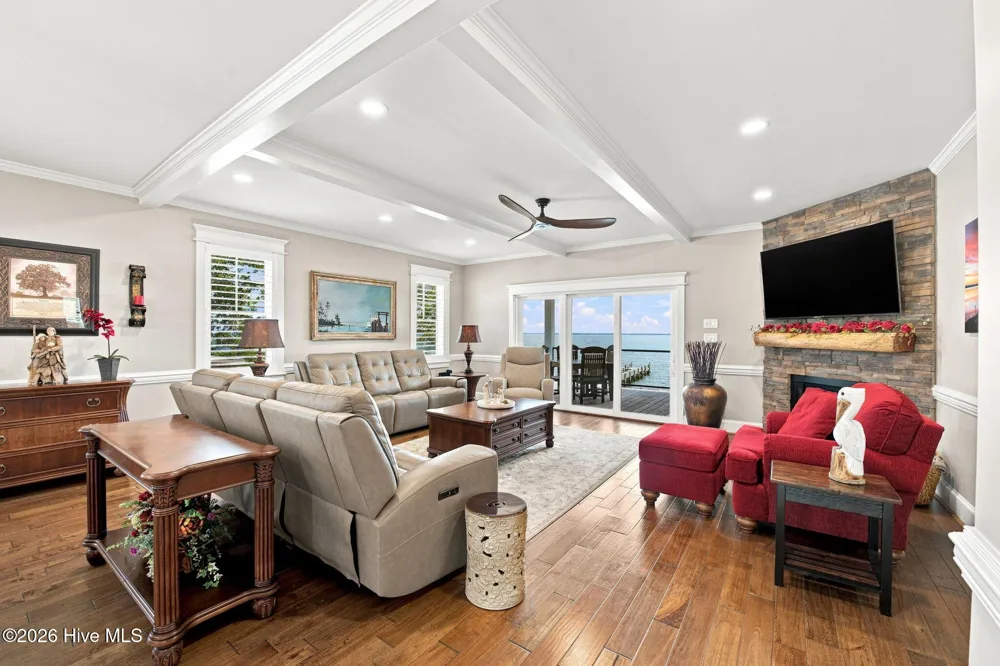 400 South Avenue Oriental, NC 28571
