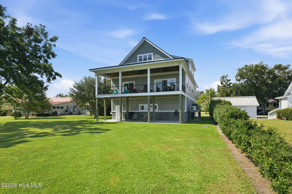 400 South Avenue Oriental, NC 28571