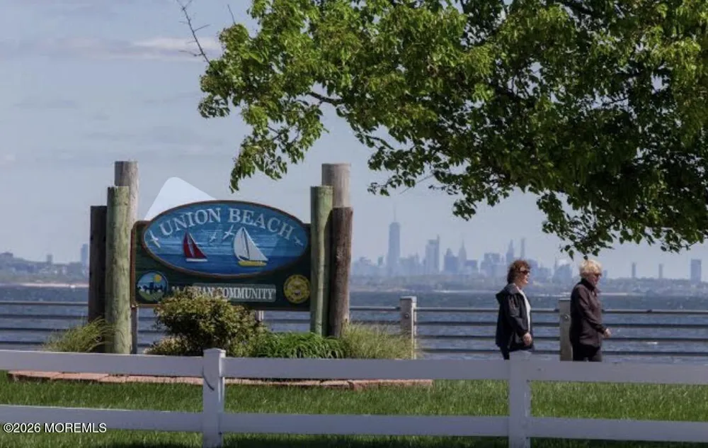 816 Center Street Union Beach, NJ 07735