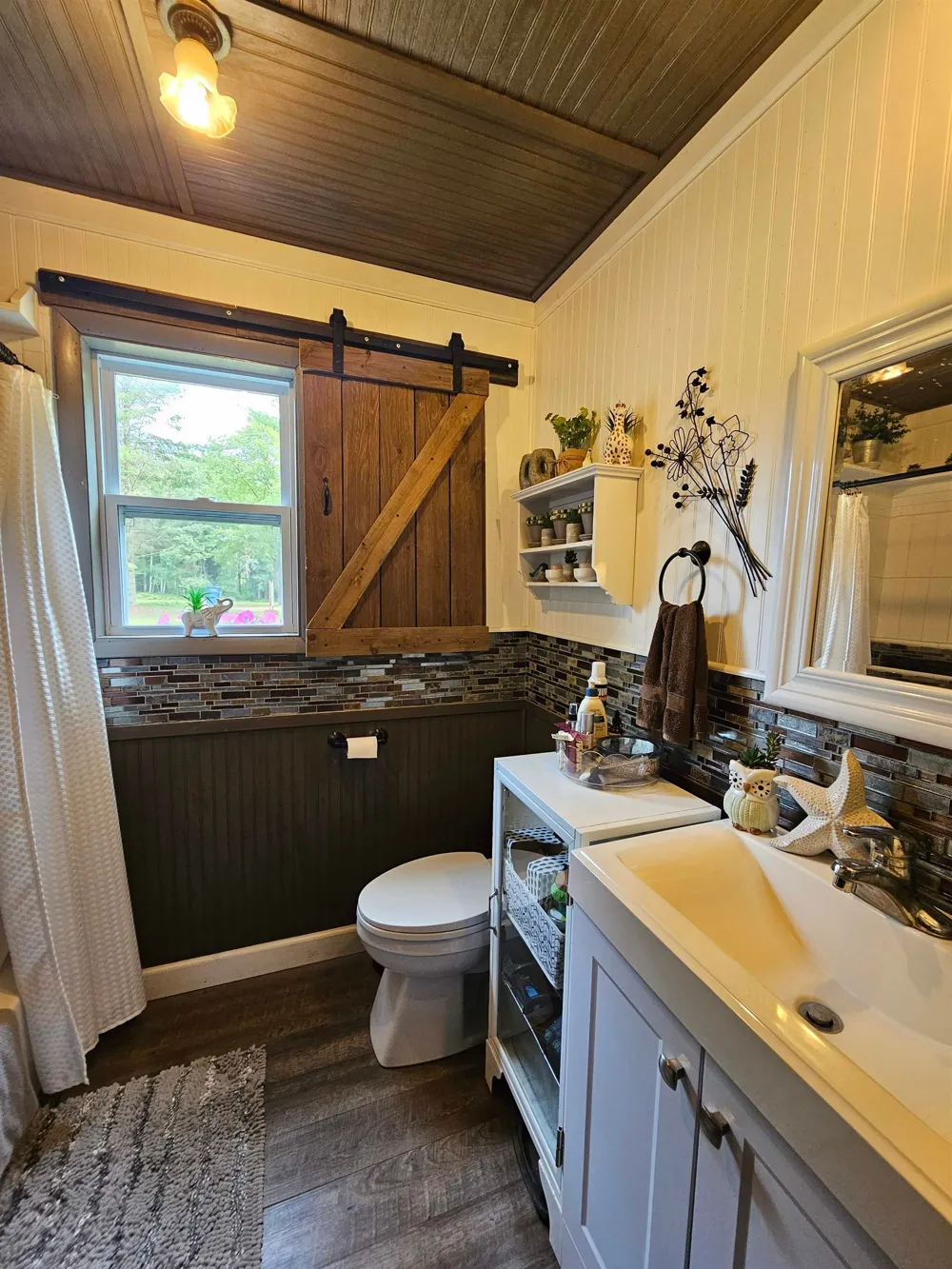 2371 W Rainbow Reeder Township, MI 49657