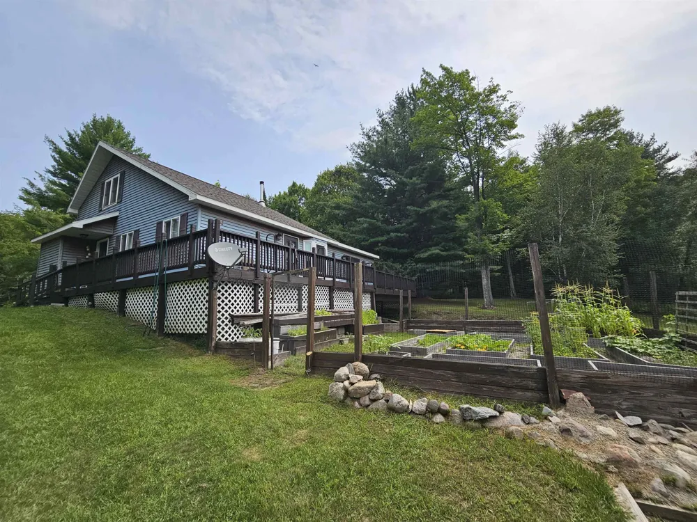 2371 W Rainbow Reeder Township, MI 49657