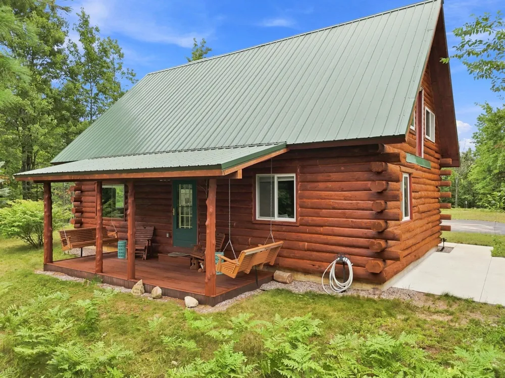 7727 Loggers Drive Cedar Creek Township, MI 49663
