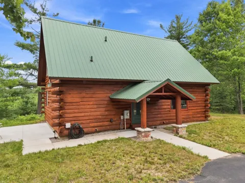 7727 Loggers Drive