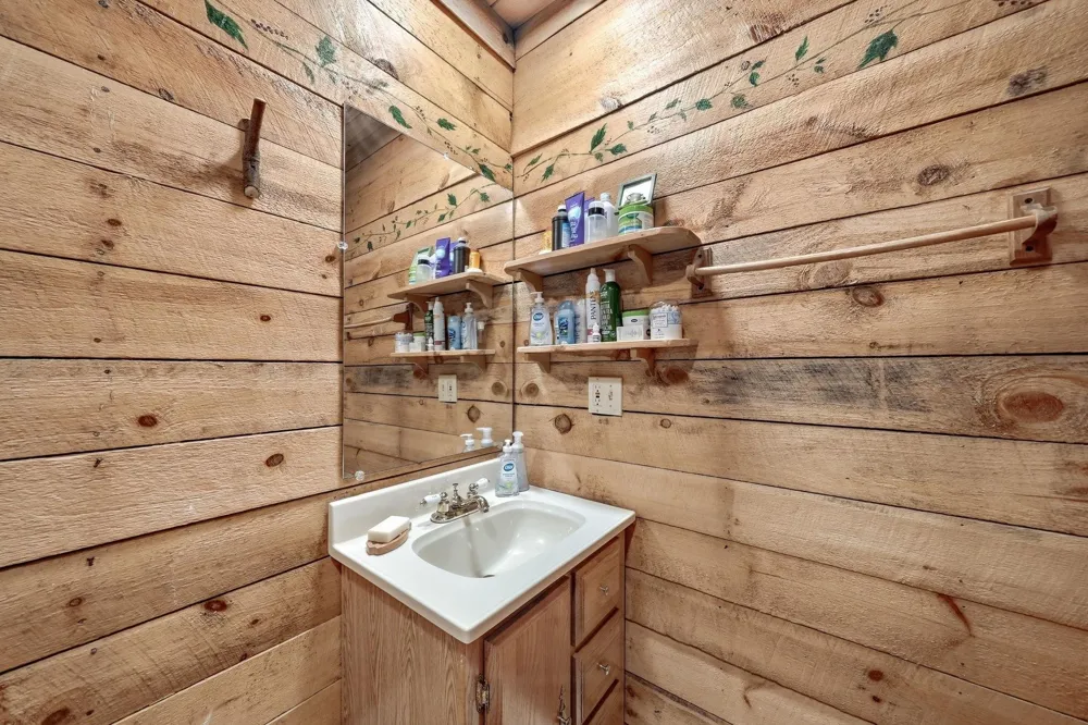 7727 Loggers Drive Cedar Creek Township, MI 49663