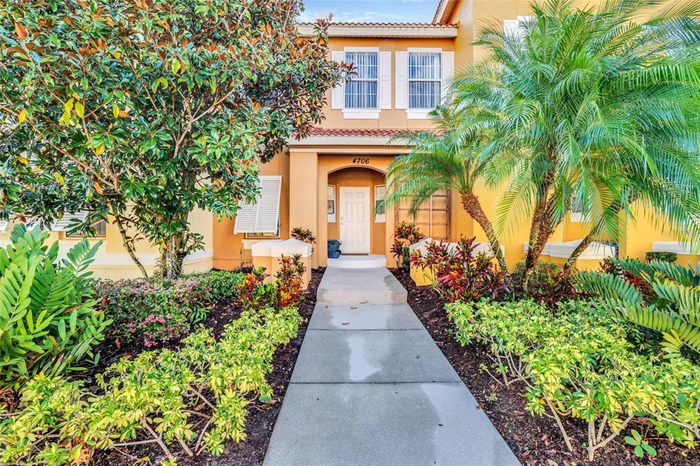 4706 VERO BEACH PLACE Kissimmee, FL 34746