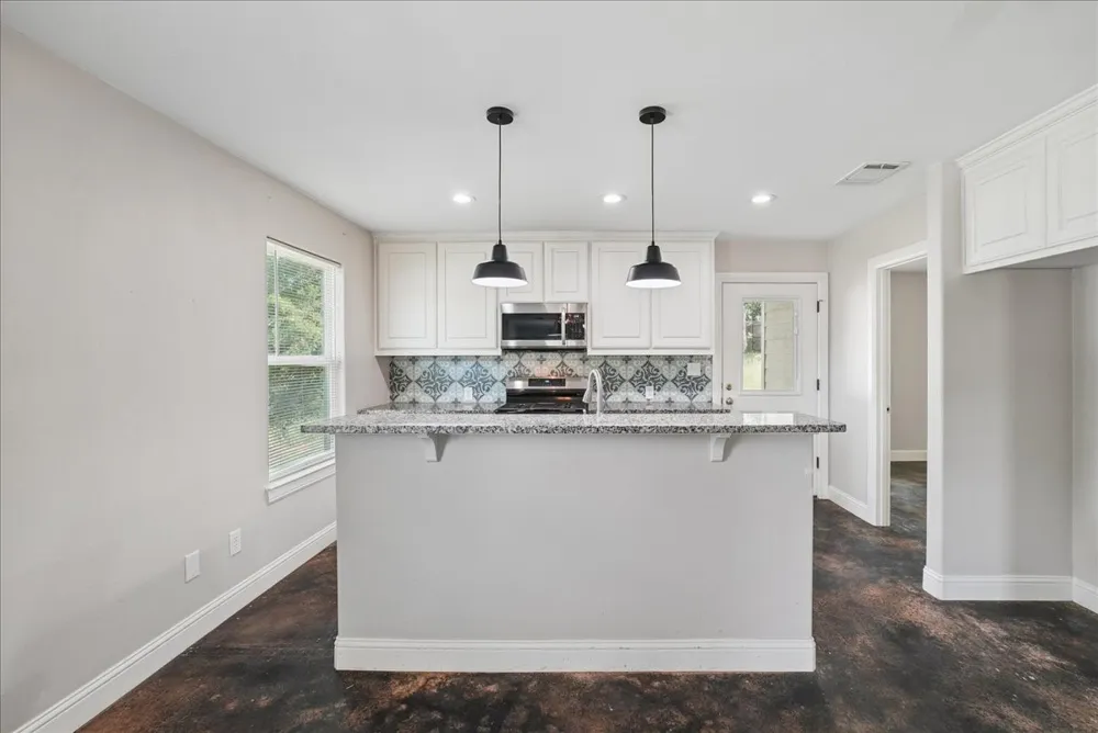 501 E Day Street Denison, TX 75021