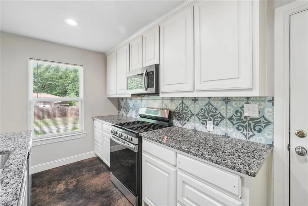 501 E Day Street Denison, TX 75021