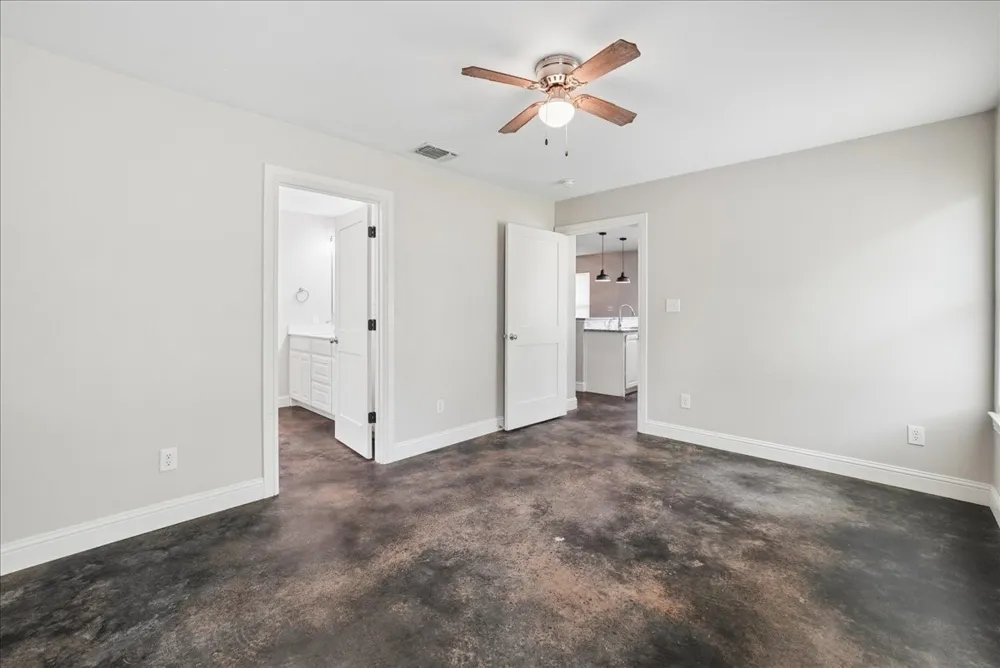 501 E Day Street Denison, TX 75021