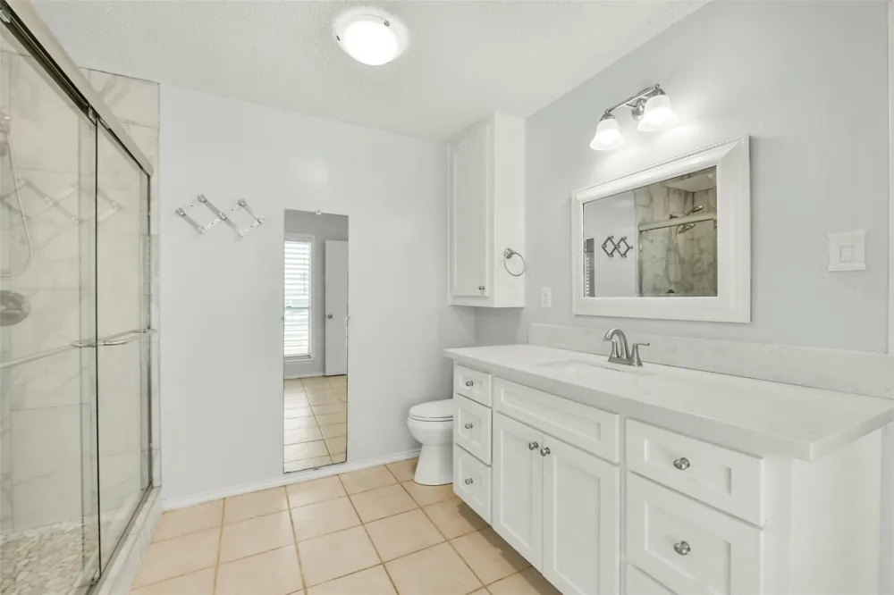 1073 Redfish Street Bayou Vista, TX 77563