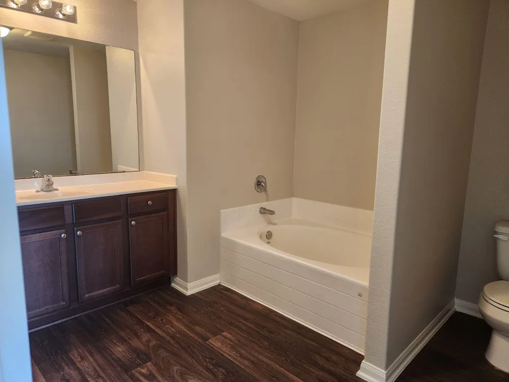 2218 Regatta Lane Texas City, TX 77568