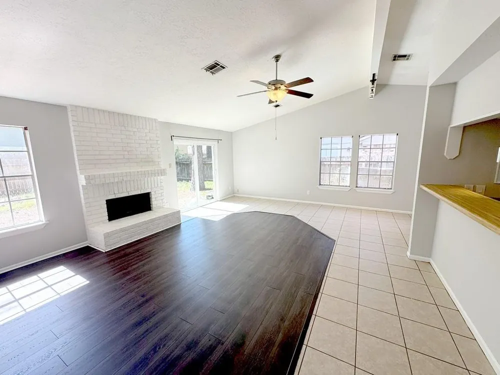 28 Rockfern Court The Woodlands, TX 77380