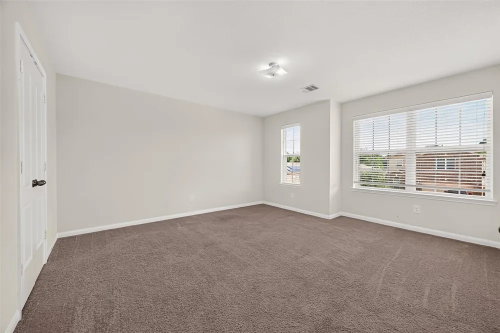 12042 Powderhorn Lane Pinehurst, TX 77362