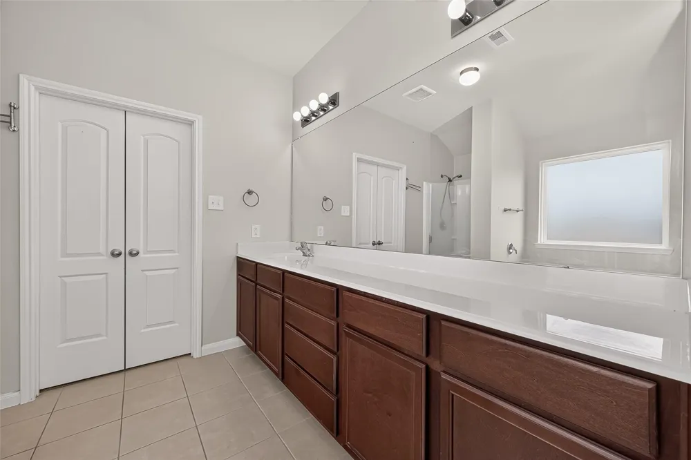 12042 Powderhorn Lane Pinehurst, TX 77362