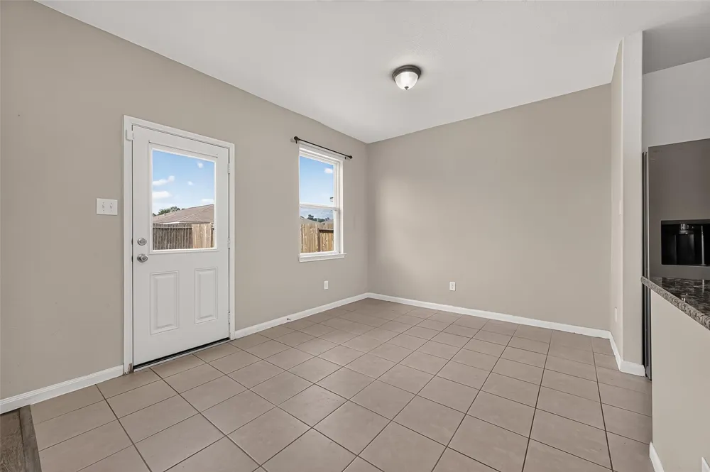 12042 Powderhorn Lane Pinehurst, TX 77362