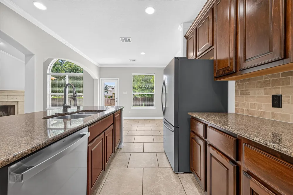 50 Vershire Circle Magnolia, TX 77354