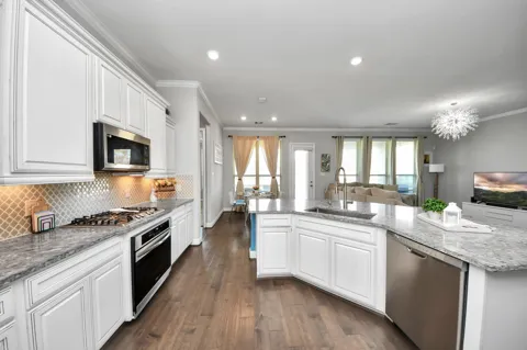 3615 Pasteur Lane