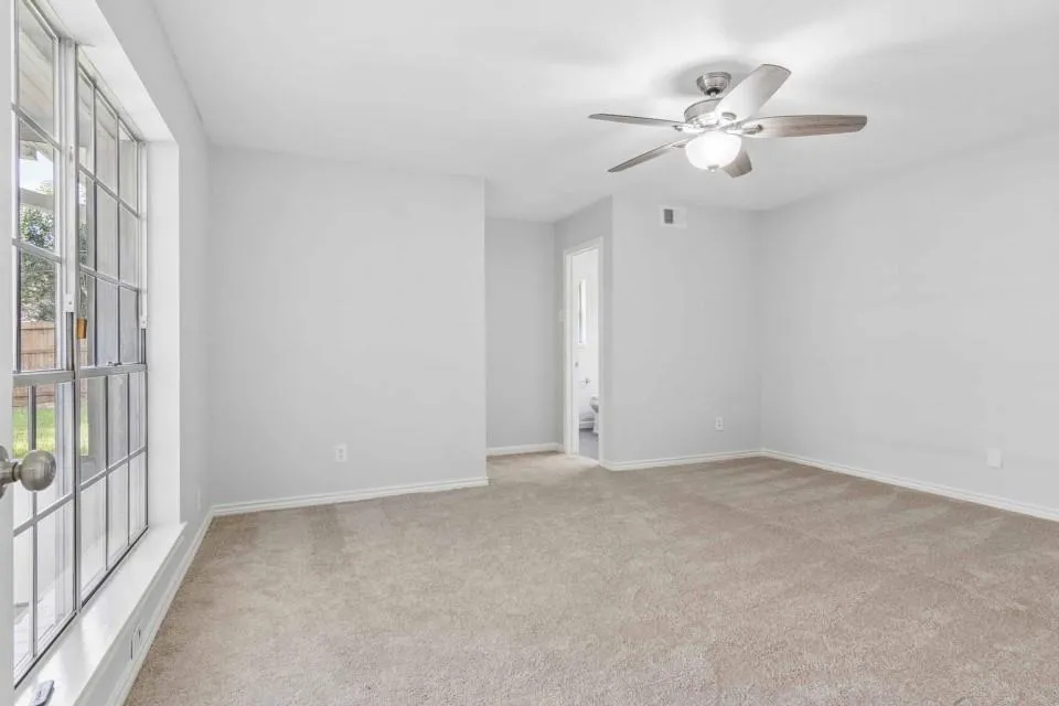7610 Westwind Lane Houston, TX 77071