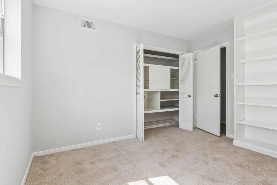 7610 Westwind Lane Houston, TX 77071
