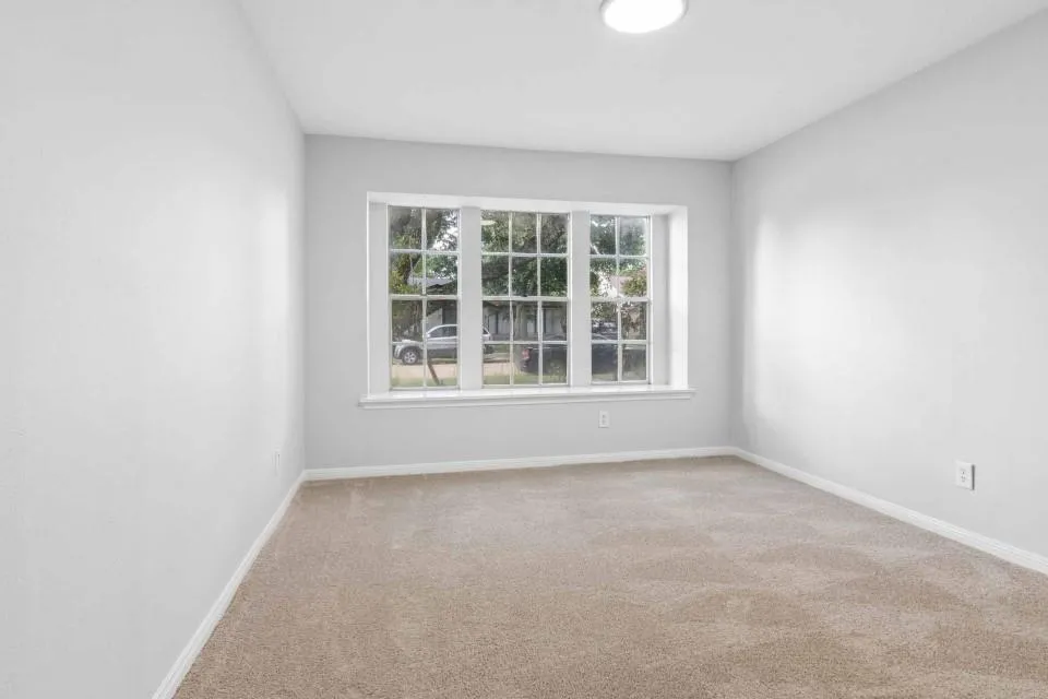 7610 Westwind Lane Houston, TX 77071