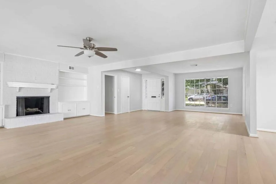 7610 Westwind Lane Houston, TX 77071