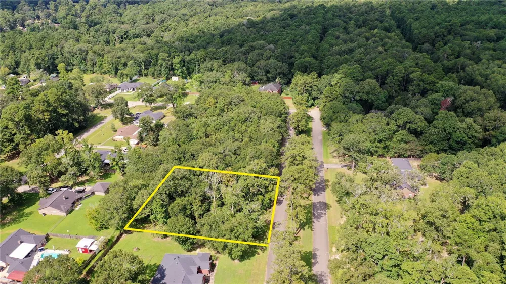 2210 Appian Way New Caney, TX 77357