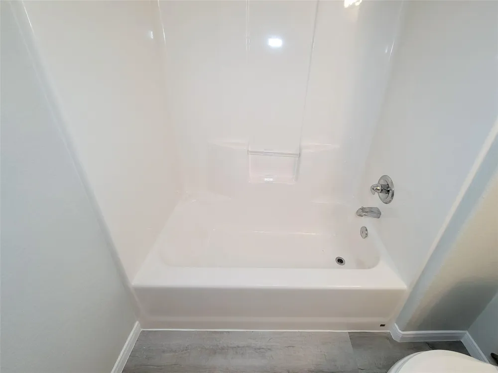 315 20th San Leon, TX 77539